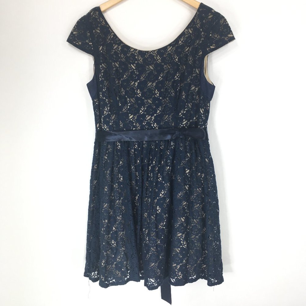 Pompous Girly 18W Dress Navy Blue Lace